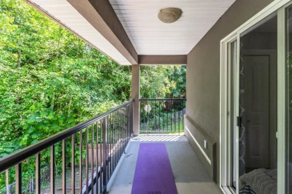 Staircase Photo of 9766 160a Street, Surrey, BC
