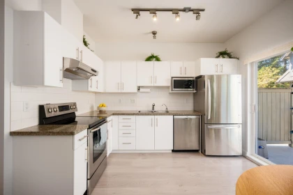 Breakfast Nook Photo of 2 8533 Cumberland Place, Burnaby, BC