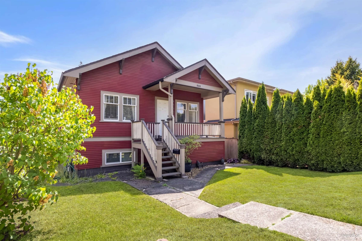 Living Room Photo of 836 W 68th Avenue, Vancouver, BC