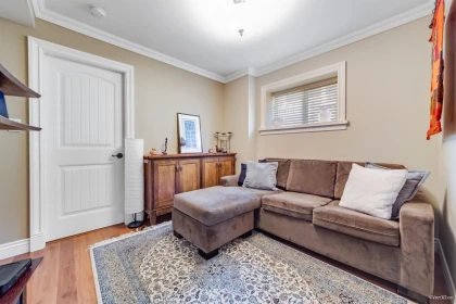 Hallway Photo of 836 W 68th Avenue, Vancouver, BC