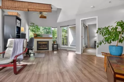 Office / Den Photo of 302 2429 Hawthorne Avenue, Port Coquitlam, BC