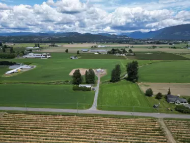 Garden / Landscaping Photo of 34561 Fore Road, Abbotsford, BC