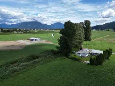 Hot Tub / Spa Photo of 34561 Fore Road, Abbotsford, BC