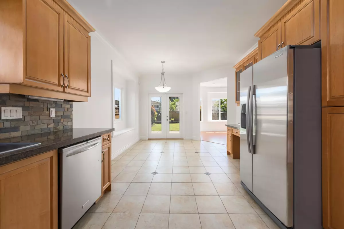 Dining Area Photo of 6014 Rumble Street, Burnaby, BC