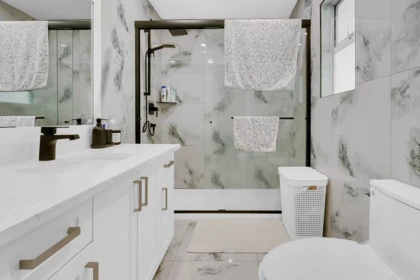 Breakfast Nook Photo of 30891 Sandpiper Place, Abbotsford, BC