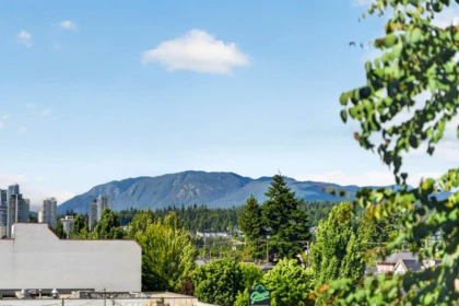 Backyard Photo of 409 315 Knox Street, New Westminster, BC