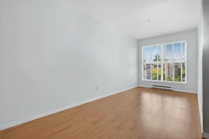 Bedroom 2 Photo of 409 315 Knox Street, New Westminster, BC