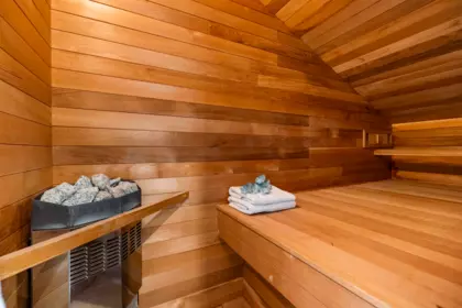Basement Recreation Room Photo of 25088 59 Avenue, Langley, BC