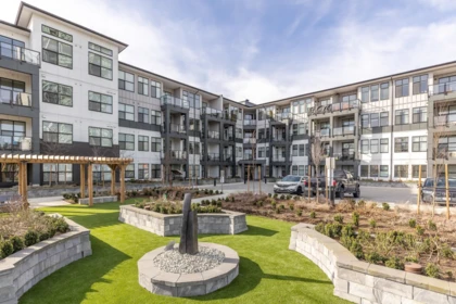 210 2120 Gladwin Road, Abbotsford, BC, Abbotsford — Apartment/Condo for sale