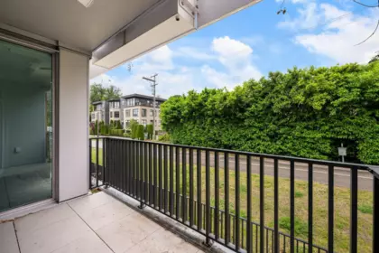 Hot Tub / Spa Photo of 203 2888 Arbutus Street, Vancouver, BC