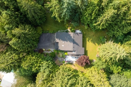 Swimming Pool Photo of 11193 284 Street, Maple Ridge, BC
