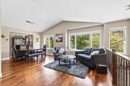 11377 Creekside Street, Maple Ridge, BC, Maple Ridge — Single Family Residence for sale