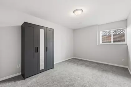 Hallway Photo of 11377 Creekside Street, Maple Ridge, BC