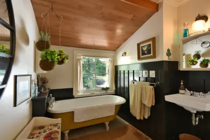 Bedroom 3 Photo of 586 Bals Lane, Gibsons, BC