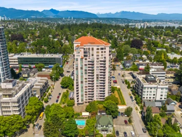 Hot Tub / Spa Photo of 1405 612 Fifth Avenue, New Westminster, BC