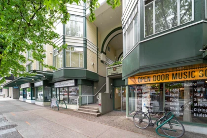 Aerial View of 202 3727 W 10th Avenue, Vancouver, BC