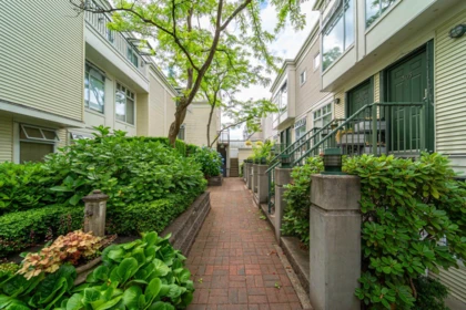202 3727 W 10th Avenue, Vancouver, BC, Vancouver — Townhouse for sale