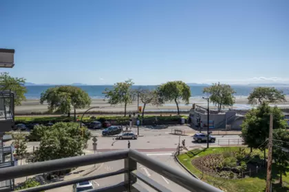 402 1160 Oxford Street, White Rock, BC, White Rock — Apartment/Condo for sale