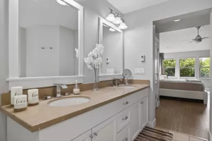 Basement Recreation Room Photo of 14273 36a Avenue, Surrey, BC