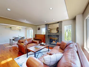 Kitchen Island Photo of 4093 Nithsdale Street, Burnaby, BC