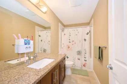 Powder Room Photo of 22990 134 Loop, Maple Ridge, BC