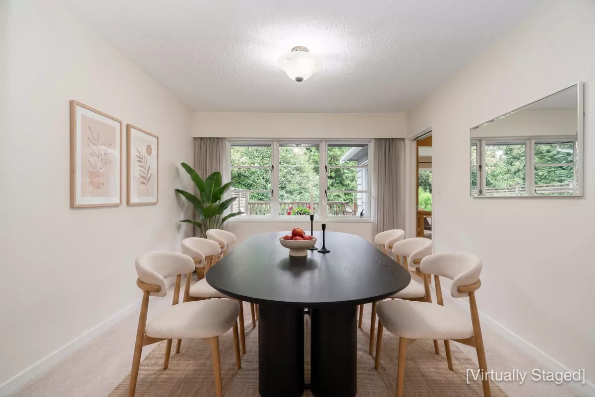Dining Area Photo of 612 Hillcrest Street, Coquitlam, BC