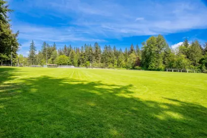 Hot Tub / Spa Photo of 612 Hillcrest Street, Coquitlam, BC