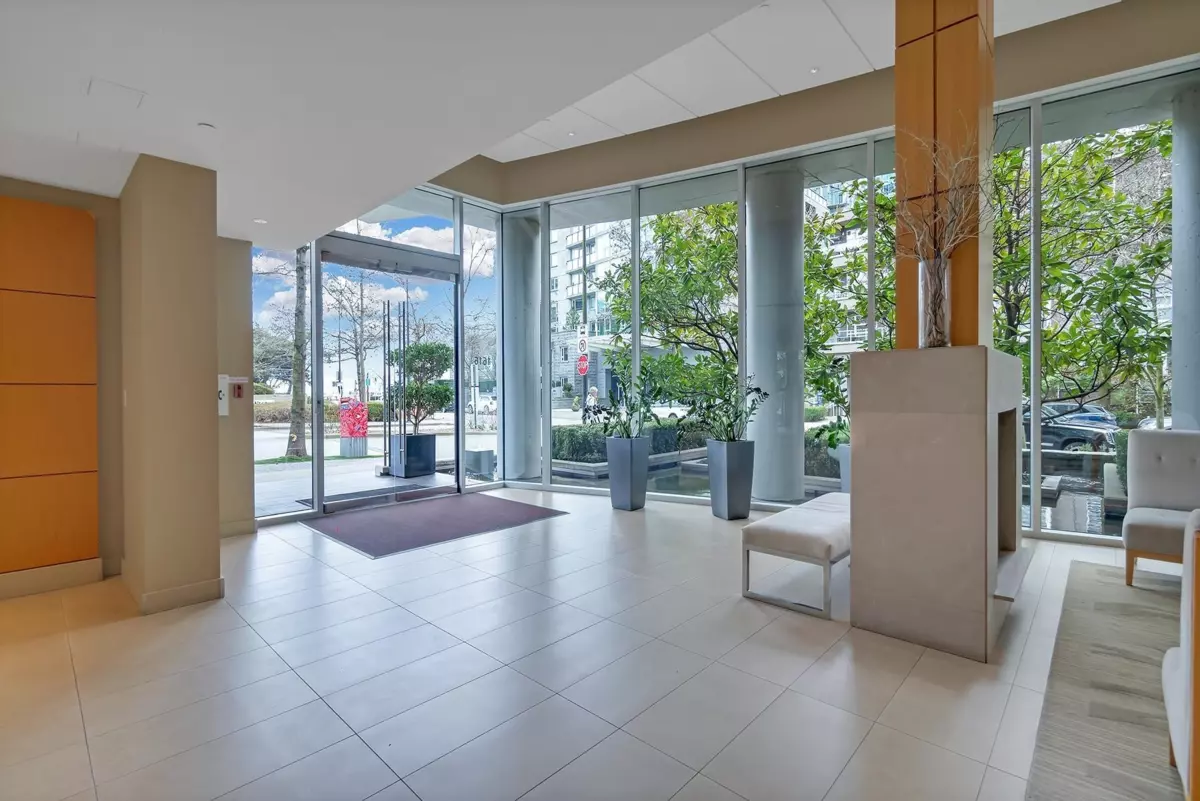 Family Room Photo of 1904 1616 Bayshore Drive, Vancouver, BC