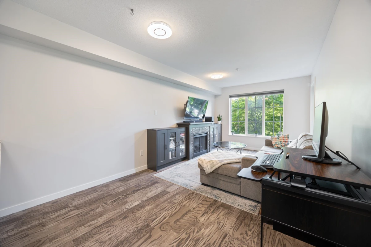 Exterior Rear Photo of 207 14877 100 Avenue, Surrey, BC