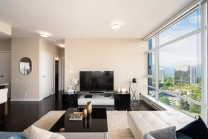 Kitchen Island Photo of 1705 6168 Wilson Avenue, Burnaby, BC