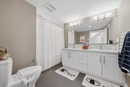 Basement Recreation Room Photo of 5743 St George Street, Vancouver, BC