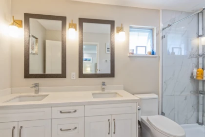 Mudroom Photo of 19 5240 Oakmount Crescent, Burnaby, BC