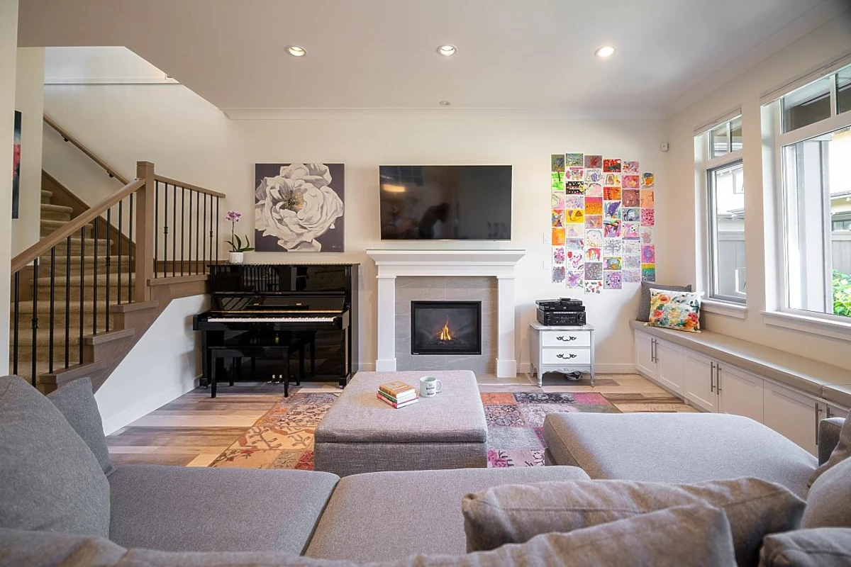 Family Room Photo of 1619 Maple Springs Lane, Delta, BC