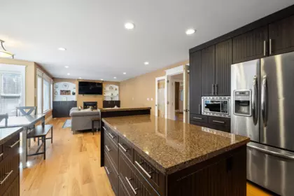 Breakfast Nook Photo of 15355 80a Avenue, Surrey, BC