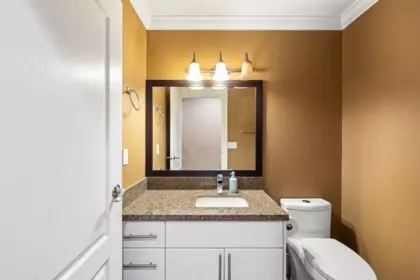 Laundry Room Photo of 15355 80a Avenue, Surrey, BC