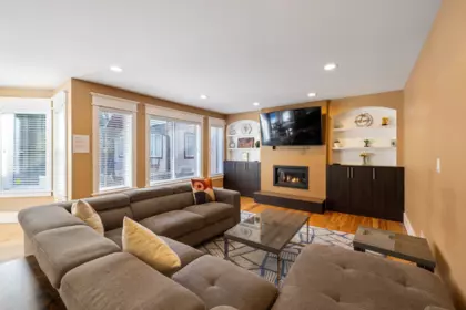 Loft / Bonus Room Photo of 15355 80a Avenue, Surrey, BC