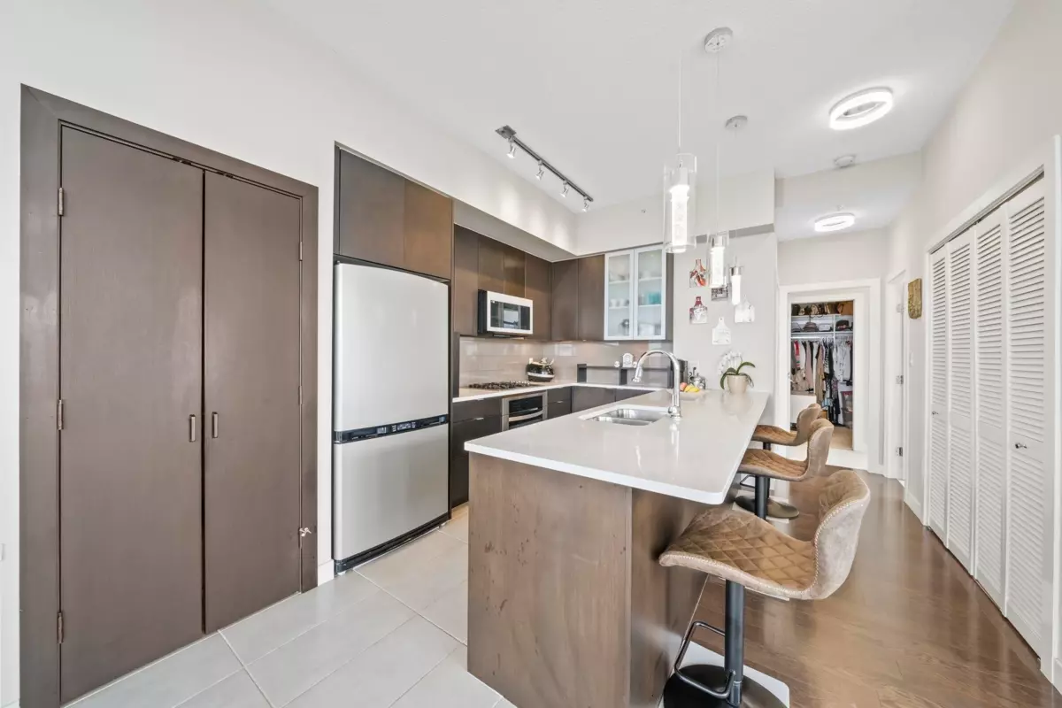 Family Room Photo of PH2 7328 Arcola Street, Burnaby, BC