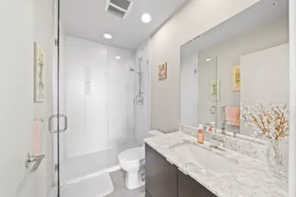 Mudroom Photo of PH2 7328 Arcola Street, Burnaby, BC
