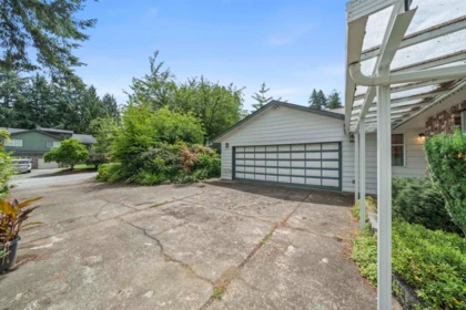 12495 Carlton Street, Maple Ridge, BC, Maple Ridge — Single Family Residence for sale