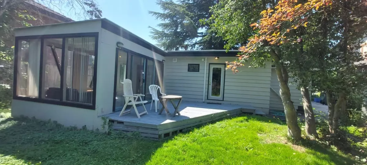 Living Room Photo of 5111 Blundell Road, Richmond, BC