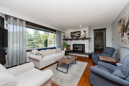Breakfast Nook Photo of 23742 68 Avenue, Langley, BC