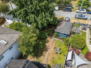 Hot Tub / Spa Photo of 88 W Woodstock Avenue, Vancouver, BC