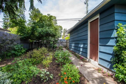 Outdoor Patio Photo of 88 W Woodstock Avenue, Vancouver, BC