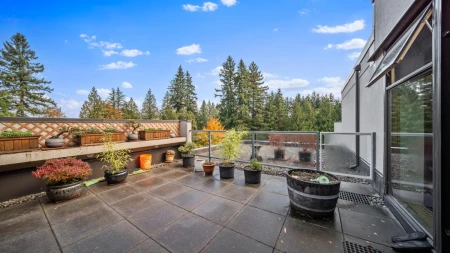 404 4900 Cartier Street, Vancouver, BC, Vancouver — Apartment/Condo for sale
