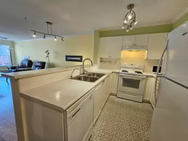 Kitchen Photo of 218 1363 56 Street, Delta, BC