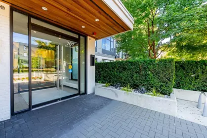 107 707 E 3rd Street, North Vancouver, BC, North Vancouver — Townhouse for sale