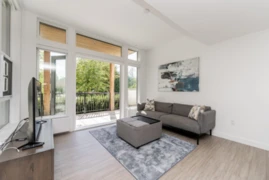 107 707 E 3rd Street, North Vancouver, BC