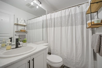 Walk-In Closet Photo of 68 31125 N Westridge Place Place, Abbotsford, BC
