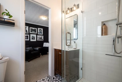 Basement Recreation Room Photo of 1429 133a Street, Surrey, BC