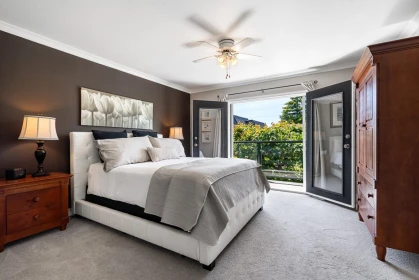 Breakfast Nook Photo of 1429 133a Street, Surrey, BC